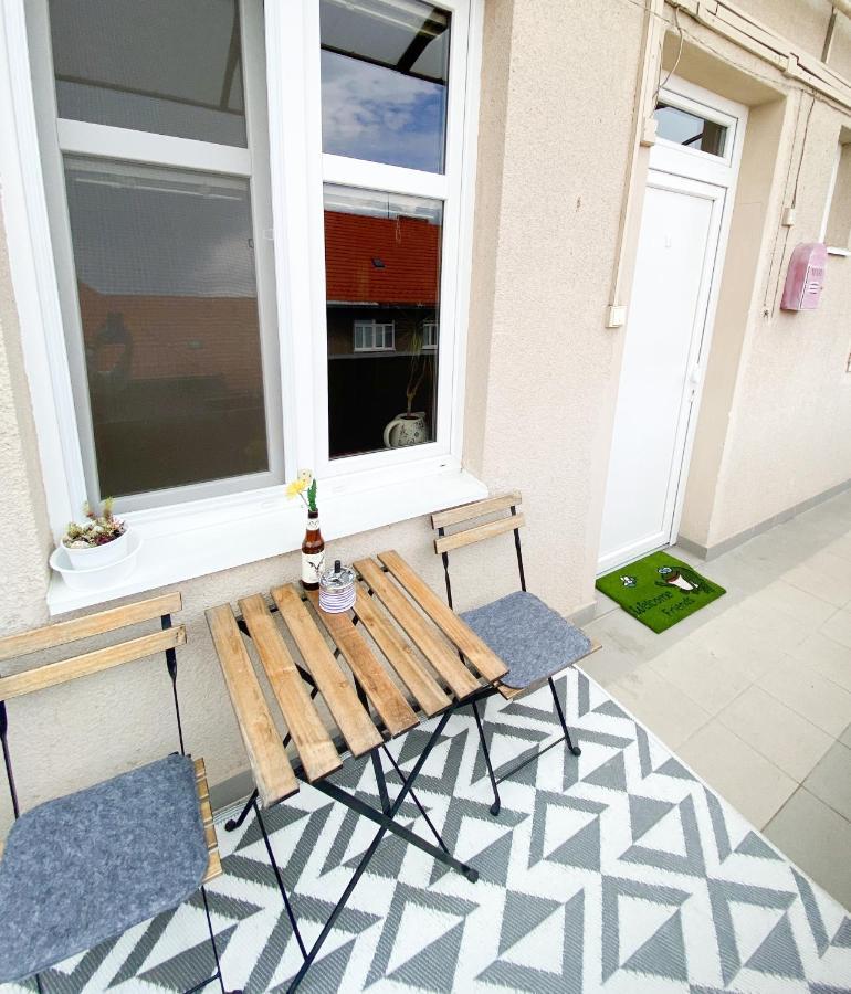 Trnavske Myto Apartman - Nove Mesto Pozsony Kültér fotó